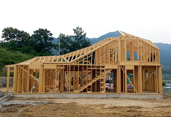 세우다、짓다の違いと使い分け