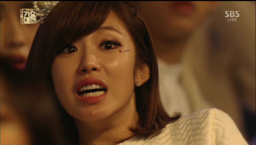 놀라다, 깜짝 놀라다の意味の違いと使い方