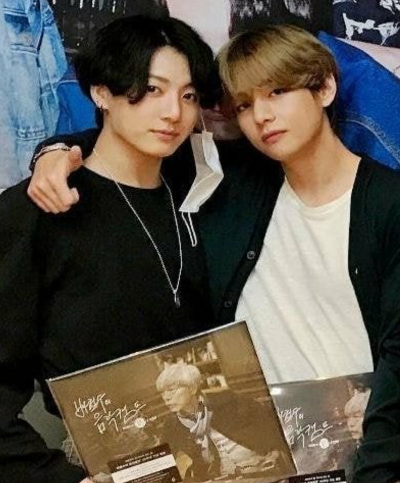 BTSの仲良し！ジョングクとテテ（Photo Via NATE PANN Screenshot）