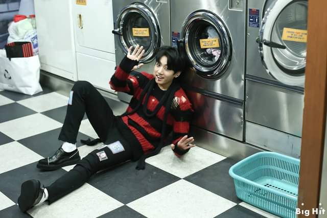 ジョングクは、洗濯が大好き！（Photo Via BTS Official SNS）
