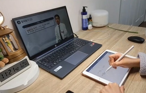 卒業までに四年間で１４０単位を取得